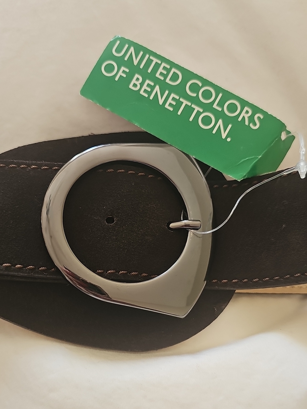 United Colors Of Benetton Men’s Black Belt with Polished Silver Ring Buckle